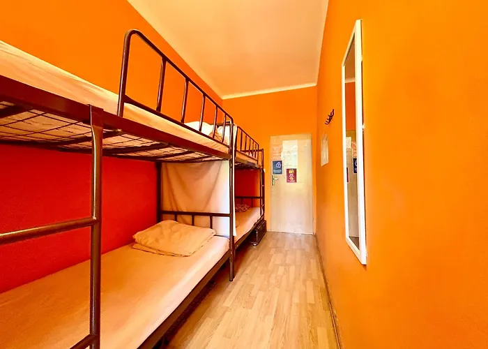 Let'S Rock Party Hostel! Age Limit From 18 Until 40!